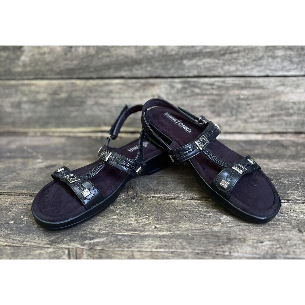 NEW Minnetonka Prescott Leather Studded Sandals Womens 6 Black Goth Witchy Biker
